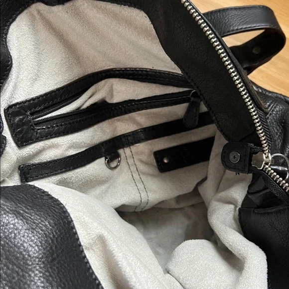 B. Makowsky Black Pebbled Leather Large Slouchy Moto Hobo Bag - Picture 7 of 11